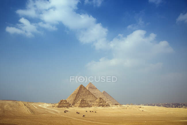 Комплекс пирамиды Гиза недалеко от Каира, Египет — стоковое фото