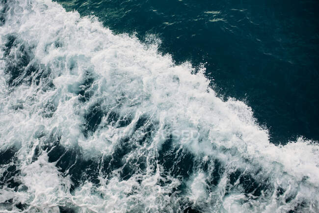 Вид на океанські хвилі, Натон, Кох Самуї, Таїланд. — стокове фото