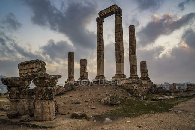 Храм Геркулеса, Амман, Иордания — стоковое фото
