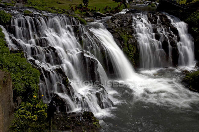 Gros plan d'une cascade, Java Est, Indonésie — Photo de stock