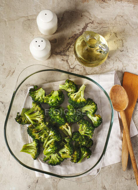 Baked broccoli in a glass dish — Stock Photo