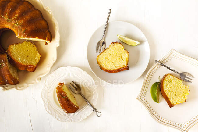 Zitrusjoghurt-Bündel-Kuchen — Stockfoto
