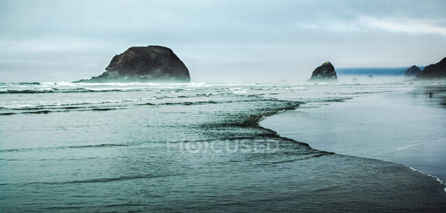 Rocks on beach, Oregon, United States — Stock Photo