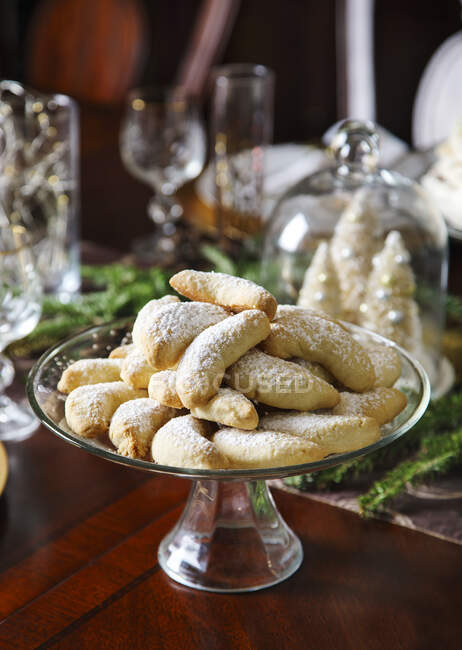 Traditional Christmas cookies 'Vanilla crescents' — Stock Photo