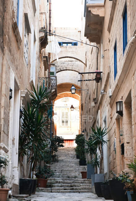 Traditional city street, Valletta, Malta — Stock Photo