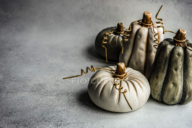 Festive Thanksgiving ceramic pumpkins decorations — Stock Photo