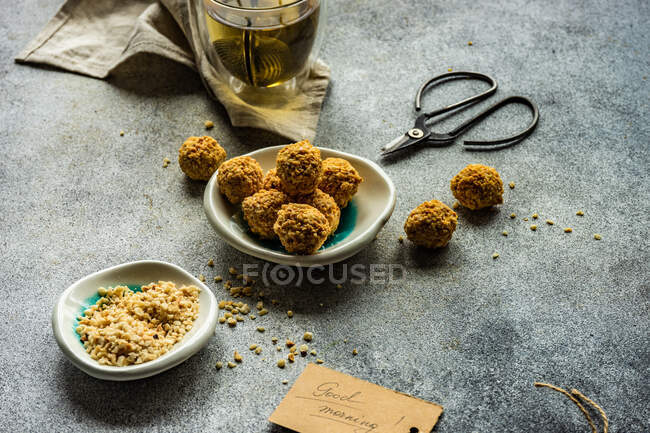 Tisana con palline di caramelle fatte in casa sane — Foto stock