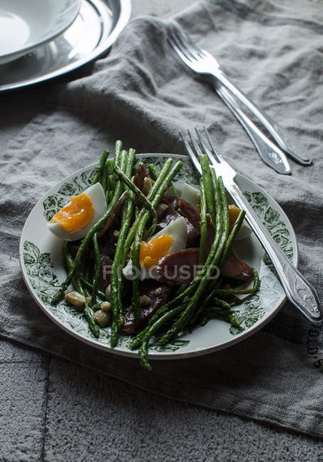 Plate with healthy breakfast — Stock Photo