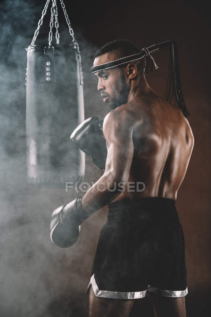 Muay Thai athlete — Stock Photo